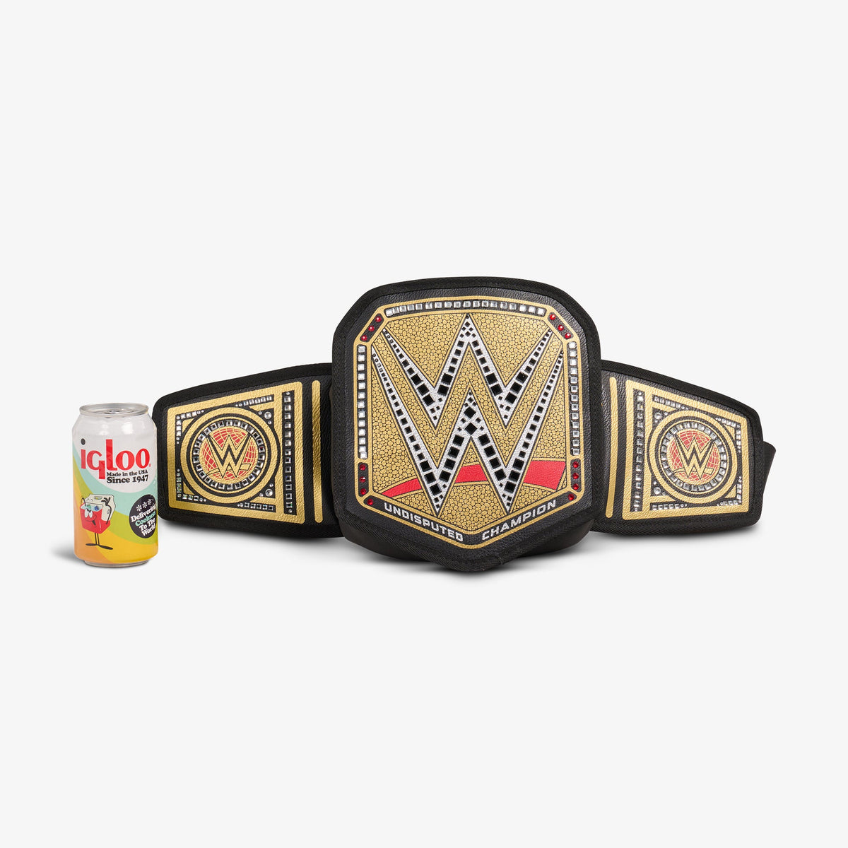 undisputed-wwe-championship-fanny-pack-y4 00027856-P.jpg