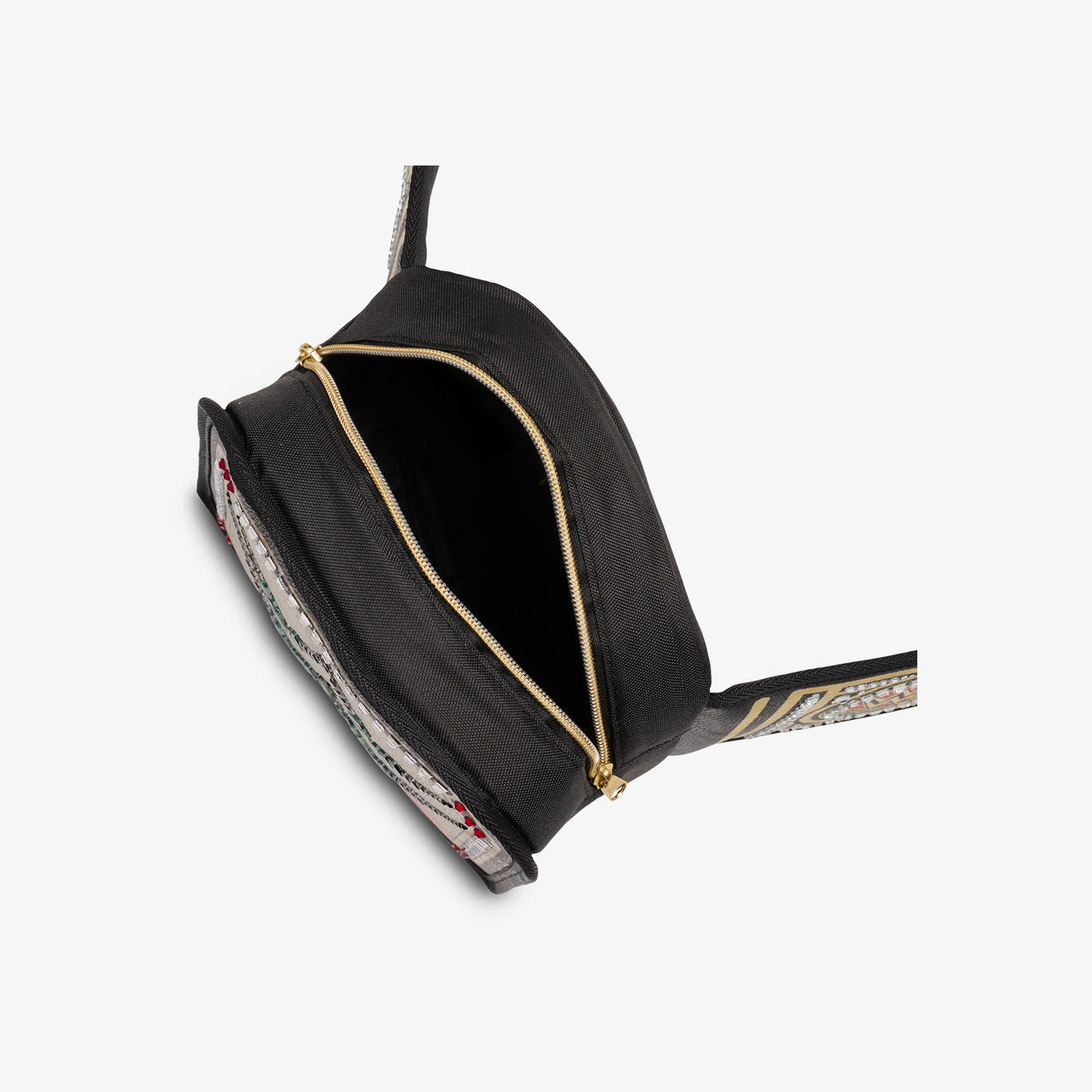 undisputed-wwe-championship-fanny-pack-y4 00027856-O.jpg