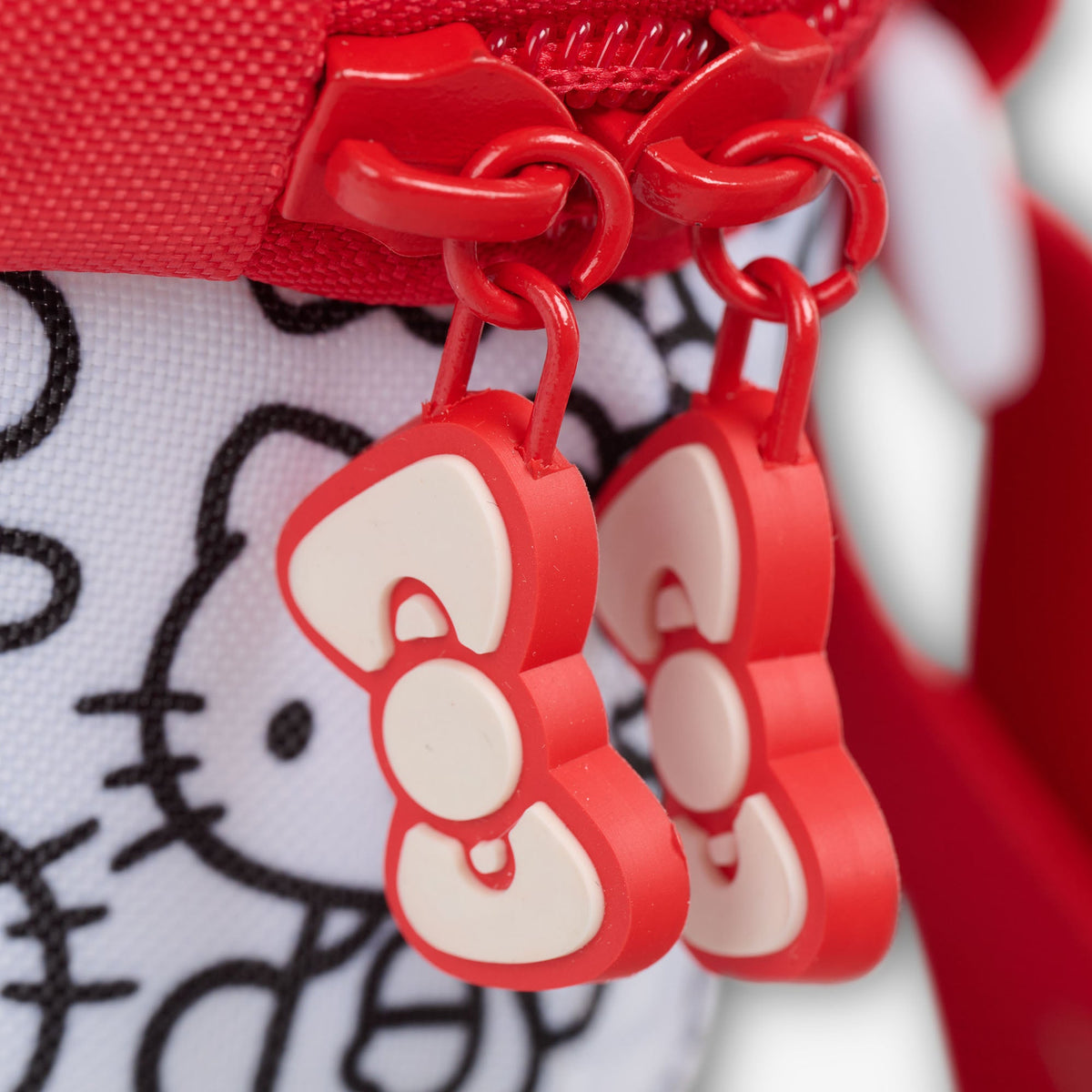 hello-kitty-classic-square-lunch-cooler-bag-p0 00027927-Z.jpg