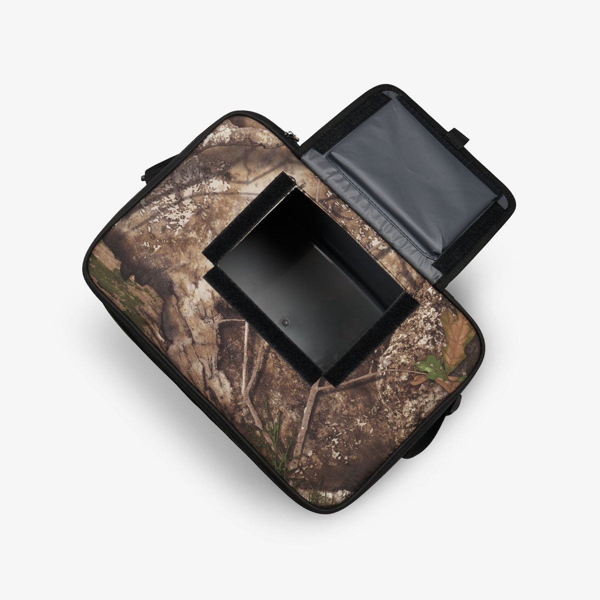 realtree-apx-hlc-28-can-bag-h5 00064354-O3-2025.jpg