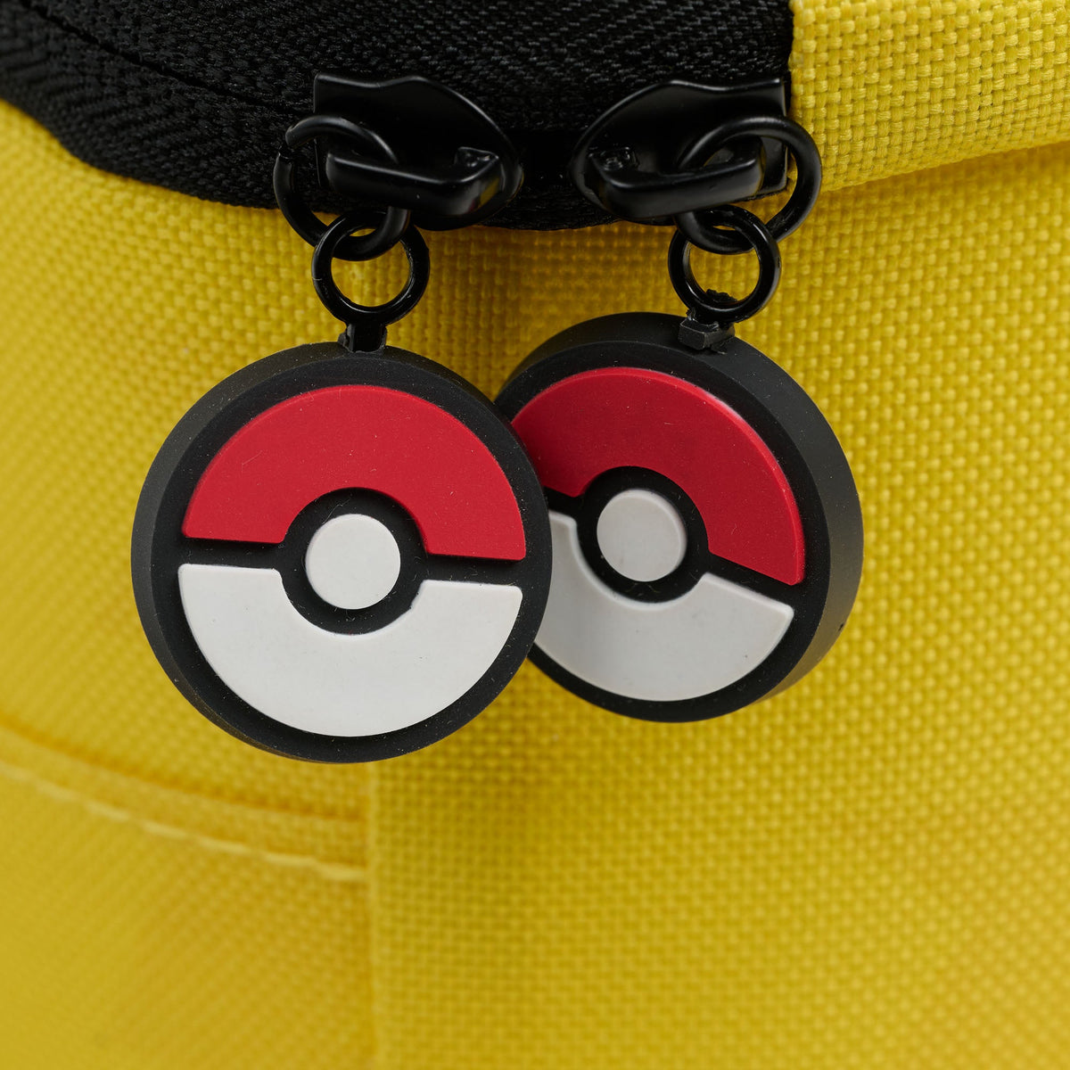 pokemon-pikachu-square-lunch-cooler-bag-l1 00066645-Z.jpg