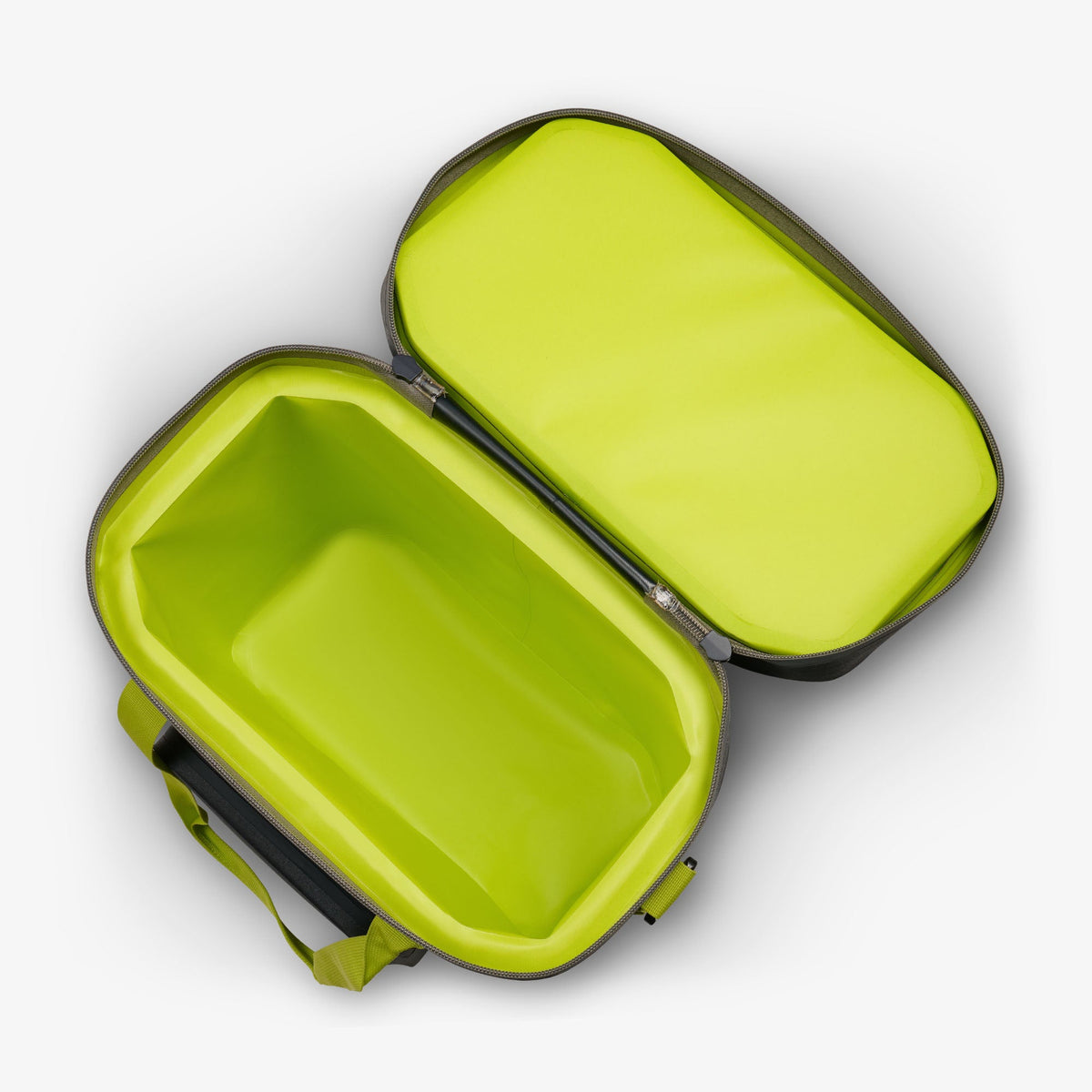 trailmate-36-can-cooler-bag-l0 00066773-O3.jpg